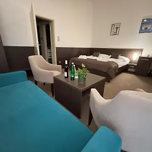 Embassy By Lh Hotel apartamentowy
